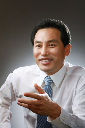 이준택 포항시의원 예비후보 수도산 나무심기운동 전개