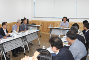 이강덕 포항시장 당선인 업무보고 시작
