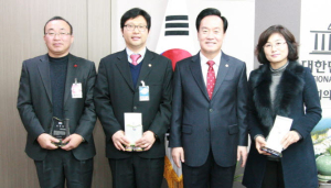 독도의용수비대기념사업회,‘청소년명예대원 동아리 활동 우수 협력학교 시상’
