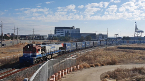 ‘포항 영일만항 인입 철도’ 운행 재개, 영일만항 물동량 회복 신호탄!