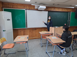 ‘대한민국, 여자도 군대에 가야 한다?’…여성 징병제, 실시해야 하는가?