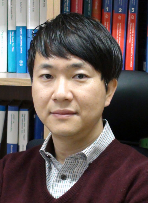 POSTECH 연구팀, 산소 빈자리 조절해 차세대 반도체 수명과 성능 되살리는 기술 개발